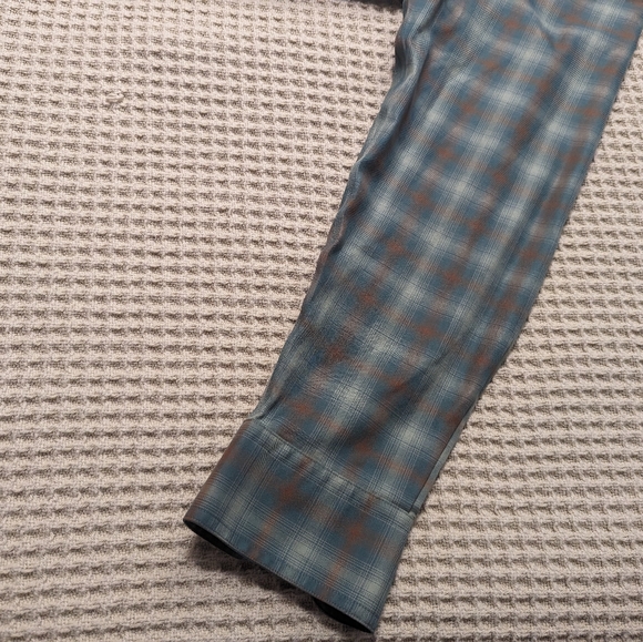 Cabela's Outfitter Series Long Sleeve Button-Up Shirt - Picture 5 of 5